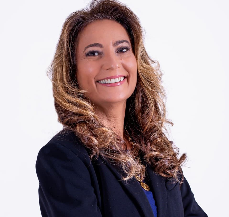 Luciana Queiroz